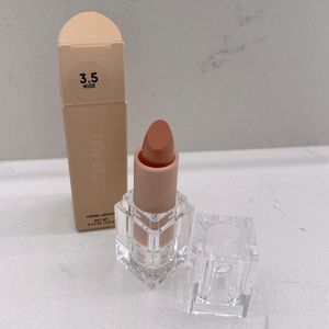 NWT KKW Nude Crème Lipstick in 3.5